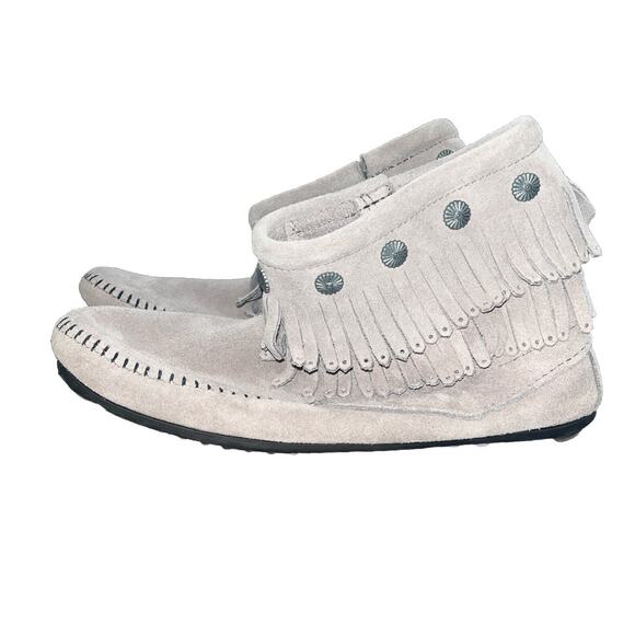 Minnetonka Shoes - Minnetonka Ankle Boots Double Fringe Booties Gray Suede Zipper 691T Women's 10